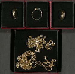 550.70: Jewelry, Lots