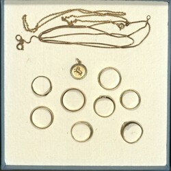 550.70: Jewelry, Lots