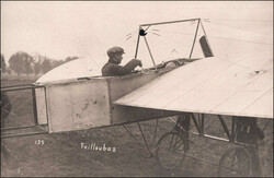 FAILLOUBAZ ERNEST: in seinem Flugapparat