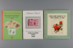 China, Konvolut mit "Das Post- und Fernmeldewesen in China" von Claus ...