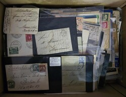 Karton mit 4,9 kg Sammlernachlaß vor 1945, dabei Ansichtskarten, ...