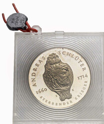 40.80.70: Europe - Germany - GDR