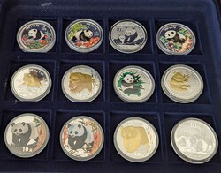 Schöne Sammlung von 66 versch. Panda Silbermünzen á 1 oz und 2 x ...