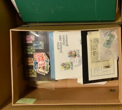 Reste verschiedener Ausgaben, HK, FDC, in Schachtel und Album, zu ...