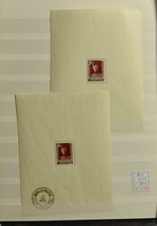 1931/1976 Accumulation de feuillets souvenirs dans un album, dont BL ...