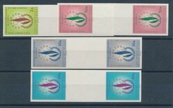 N° 676/79 ‘Human rights’ in imperforate bridge pairs, vf  ...