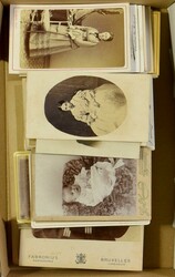 Visiting and cabinet photos (57 items)  Original Dutch description: ...
