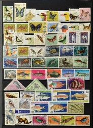 Composition with many complete sets, nice mix of mint and cancelled, ...