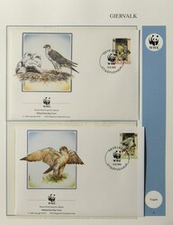 Sehr schöne Sammlung von Sätzen ** und FDCs in 7 Spezialalben mit ...