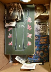 Mainly family photos, also themes, etc. (thousands of items)  ...