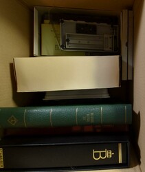Variadoos with stamps from Belgium, empty clip strips, album leaves, ...