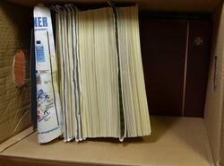 Various items, large quantity, including albums, album leaves, stock ...