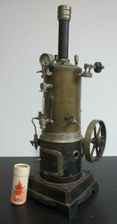 Dampfmaschine, stehendes Modell, ohne Hersteller, ca. 1910/20, ...