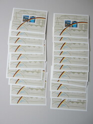 Mauer-Block, mit Plattenfehler V "roter Strich im unteren Ende des ...