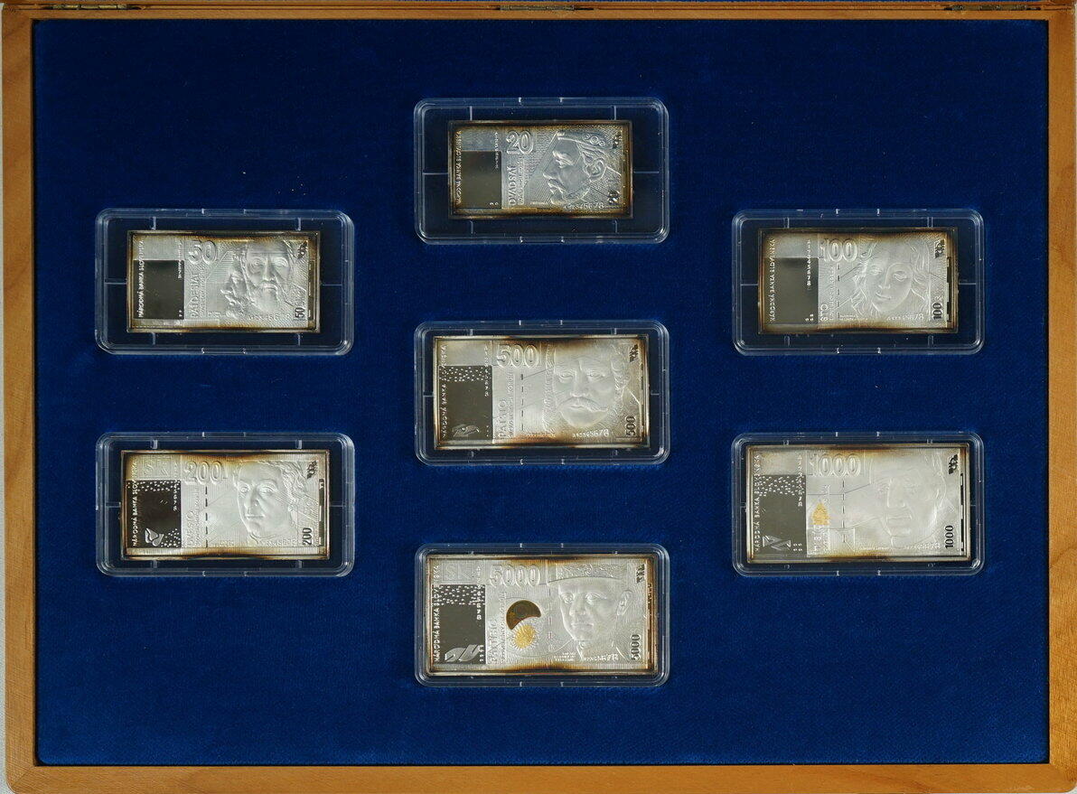 2003 [COLLECTIONS] SADA PAMeTNICH MINCI S MOTIVES SLOVENSKYCH ...