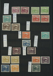 1918-1939 [COLLECTIONS] PARTIE / in 6 various stockbooks, well ...