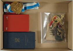 [COLLECTIONS] PARTIE / 20 pcs of various medals and badges, i.a. ...