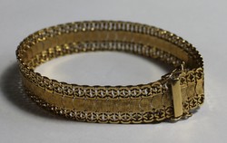 550.20: Schmuck, Armreife/Armbänder