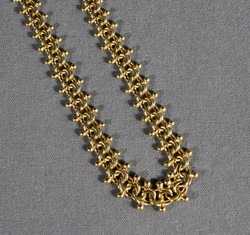 550.30: Jewelry, chains / pendants / necklaces