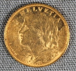 100.80.10: Lots - Münzen - Goldmünzen aus aller Welt