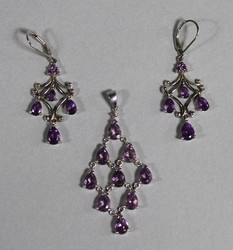 550.90: Jewelry, sets
