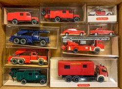 700.30: Tin Toys