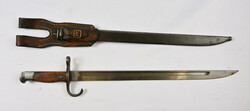Bayonet, Arisaka, scabbard and frog. Length ca. 53 cm. Normal signs ...