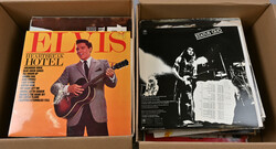 850.55: Varia - musique