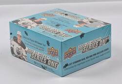 2022-23 Upper Deck 1 series, retail box