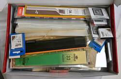 17 KG box of accessories: Self printed Bulgaria pages, stock pages, ...