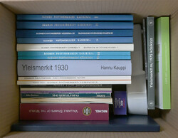 Literature lot, mainly related to Finnish philately, eg. handbook ...