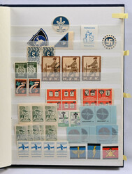 Envelope seals, paper seals etc. fine, versatile selection in two ...