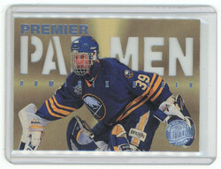 1995-96 Ultra Padmen Gold Medallion Dominik Hasek, minor faults