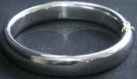 550.20: Jewelry, armrings and bracelets