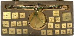 135: Münzen und Banknoten Zubehör