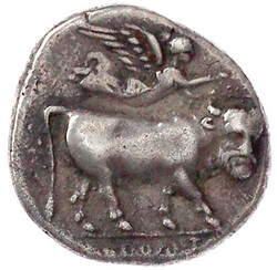 Didrachme 350/325 v. Chr. Kopf der Nymphe Partenope mit Ohrring r ...