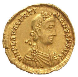 Solidus 426/430, Ravenna. 4,36 g. vorzüglich, kl. Randfehler