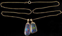 550.30: Bijoux, chaînes / Colliers / Pendentifs