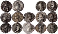 Kl. Typensammlung von 14 parthischen Drachmen. Mithradates I. bis ...
