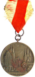 90.10.130: Themed Medals - Themes - Sports