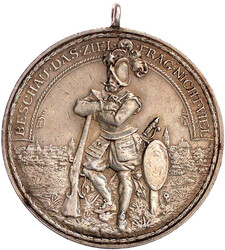 16: Medaglia d'argento