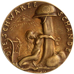 Bronzegussmedaille 1920. Die Schwarze Schande. 57 mm. vorzüglich