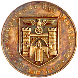 Vergoldete Silbermedaille o.J. der Dienstboten- und Arbeiterstiftung. ...