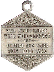 Tragbare sechseckige CuNi-Medaille o.J.(um 1900). Mann mit breitem ...