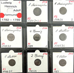 Sammlung im Album. 97 Münzen (und Notmünzen) aus ca. 1636 bis 1917. ...