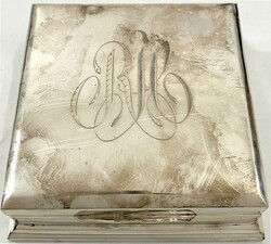 Deckeldose Silber 925/1000 mit Monogrammgravur und Wurzelholzeinlage. ...
