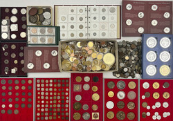 100.80.30: Multiple Lots - Coins - World Coins