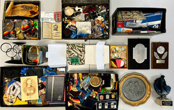 Enorme Sammlung von Medaillen, Literatur, Sammelbilder-Alben, Teller, ...