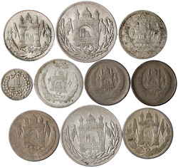 22 Münzen des frühen 20. Jh. Auch ein paar Silberstücke. schön ...