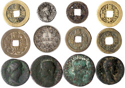12 Münzen: Asse Augustus, Divus Augustus, Aelius und Faustina, Denar ...